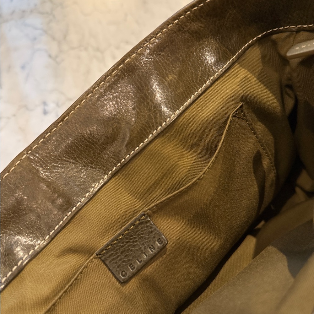 CÉLINE Boogie Bag — olive/khaki leather, gold hardware, Made in Italy. - Picture 6 of 9